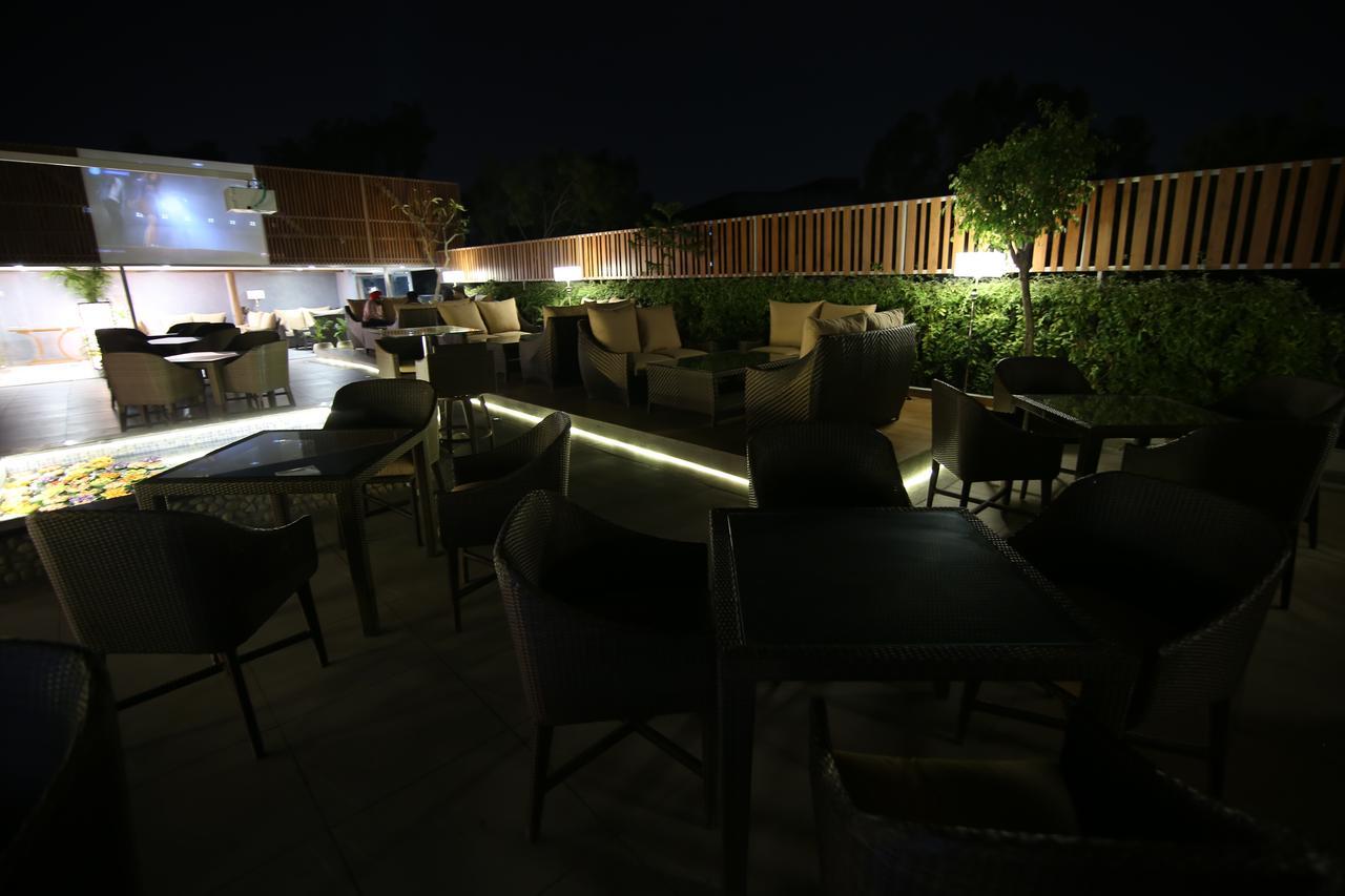 Hotel City Heart Premium Chandīgarh Exterior foto