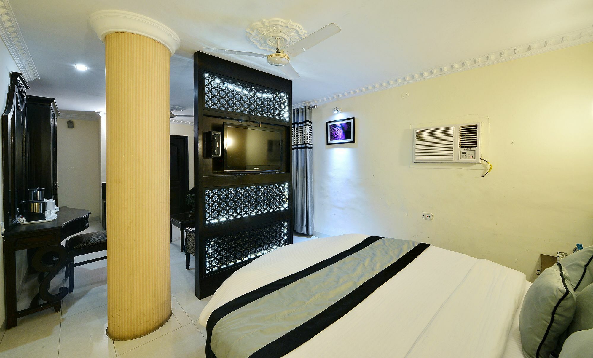 Hotel City Heart Premium Chandīgarh Exterior foto